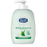 Neutro Roberts antibacterial liquid soap with green tea 200 ml